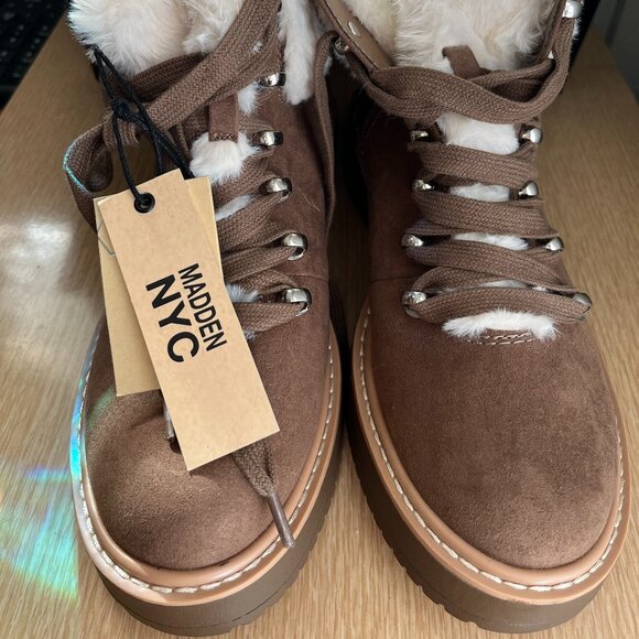 BNWT Madden NYC Faux Fur Cuff Lace Up Booties (8) in coffee tan / cream lining - Picture 6 of 10